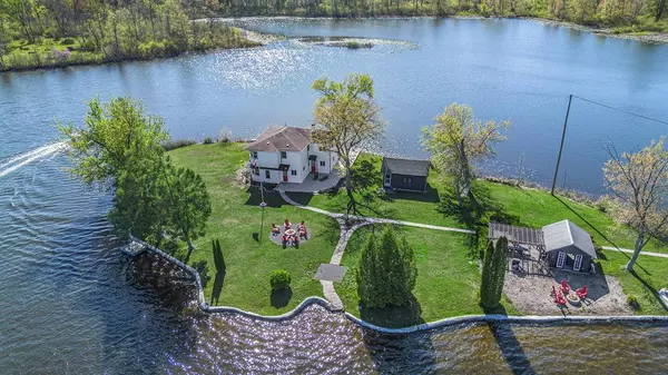 8700 E Napier Avenue, Bainbridge Twp, MI 49022