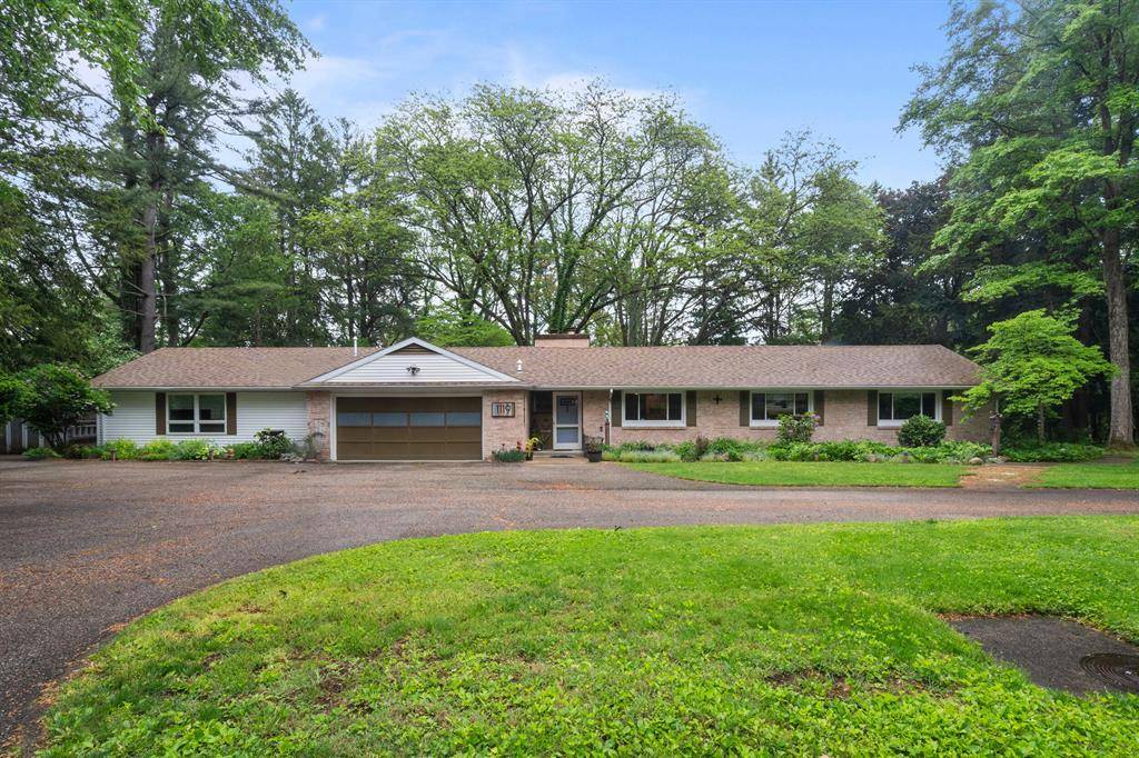 1119 Wesaw Road, Niles Twp, MI 49120