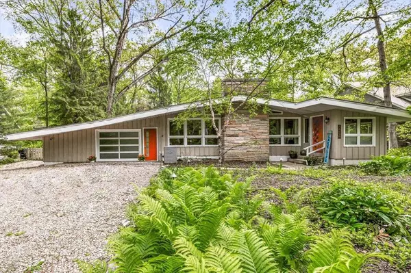 New Buffalo Twp, MI 49117,14438 Spring Creek Drive
