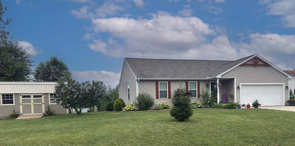 69698 Fox Crossing, Ontwa Twp, MI 49112