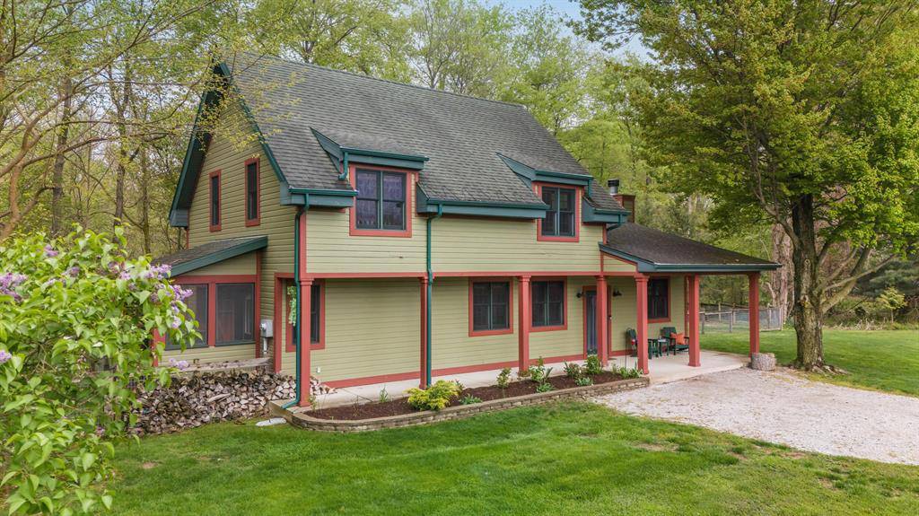 16434 S Basswood Road, Three Oaks Twp, MI 49128