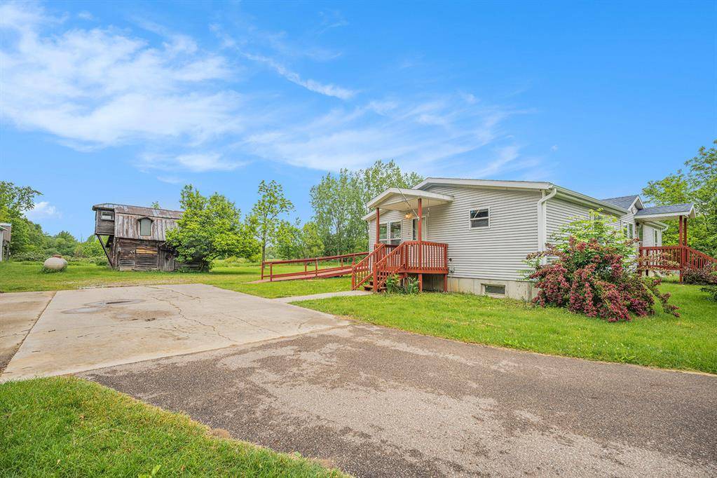 Allegan Twp, MI 49010,3093 104th Avenue