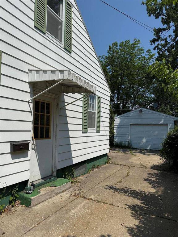 St. Joseph, MI 49085,911 Napier Avenue