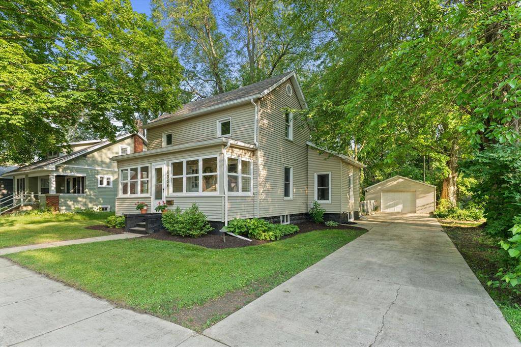 1334 Regent Street, Niles, MI 49120