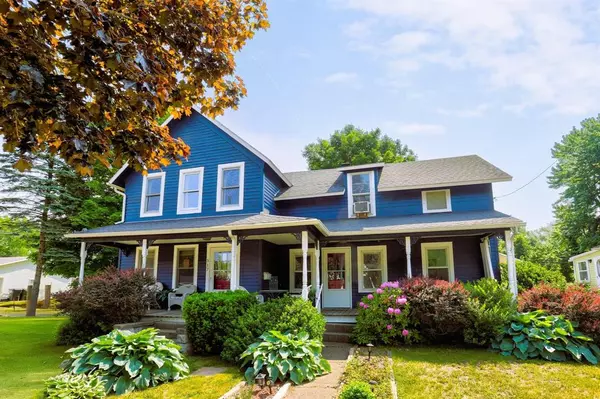 317 Cherry Street, South Haven, MI 49090