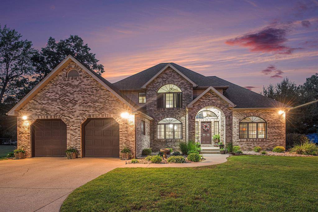 1256 Barron Lake Road, Howard Twp, MI 49120