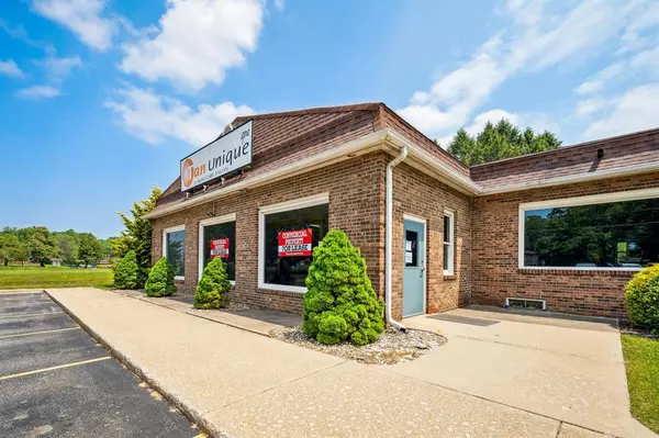St. Joseph Twp, MI 49085,2603 S Cleveland Avenue
