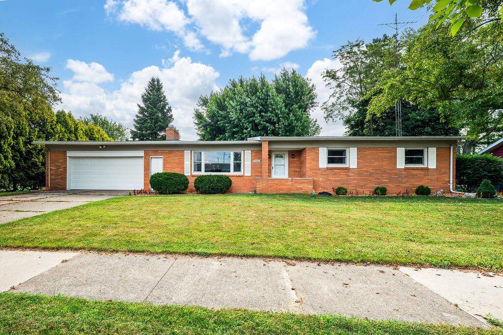2901 Willa Drive, St. Joseph, MI 49085