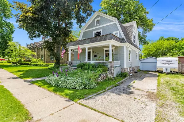Hillsdale, MI 49242,134 S Howell Street
