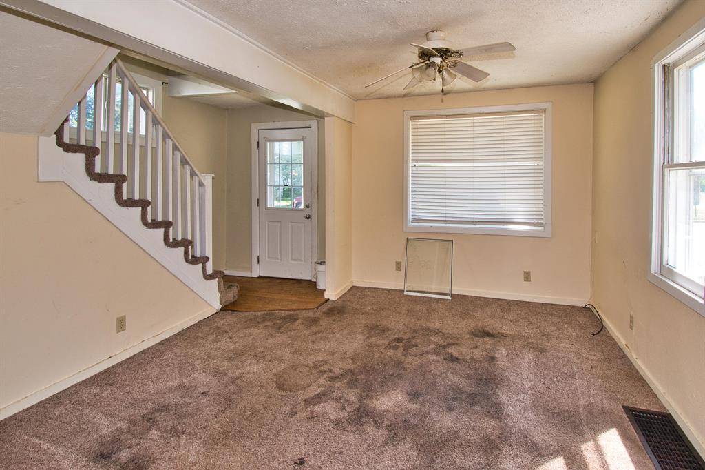 Niles, MI 49120,122 S 5th Street