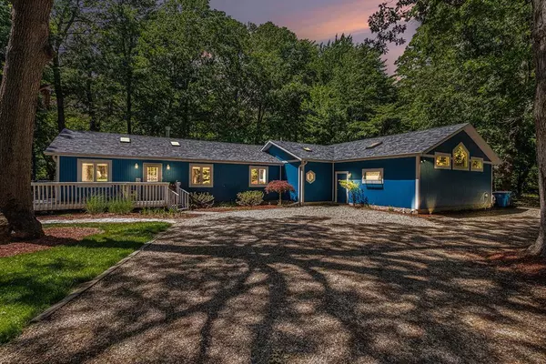 Michiana Vlg, MI 49117,4160 Creek Drive