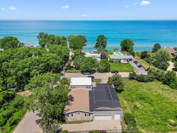 New Buffalo Twp, MI 49117,48002 Ridge Rd.