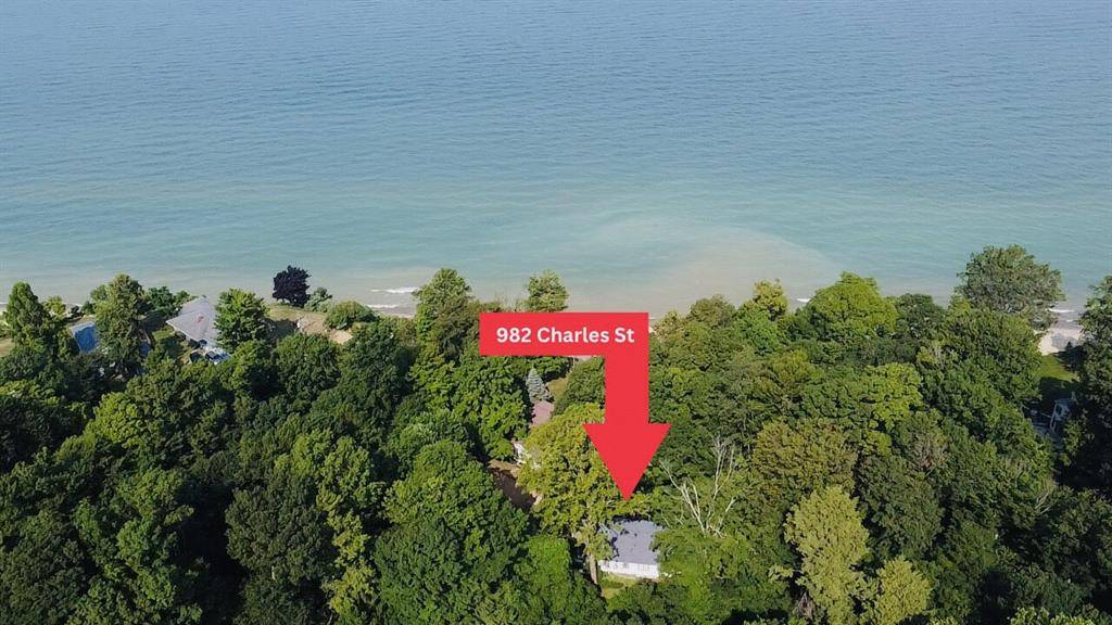 Casco Twp, MI 49090,982 Charles Street