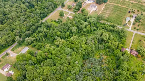 Watervliet Twp, MI 49098,7250 N N Watervliet Rd Road
