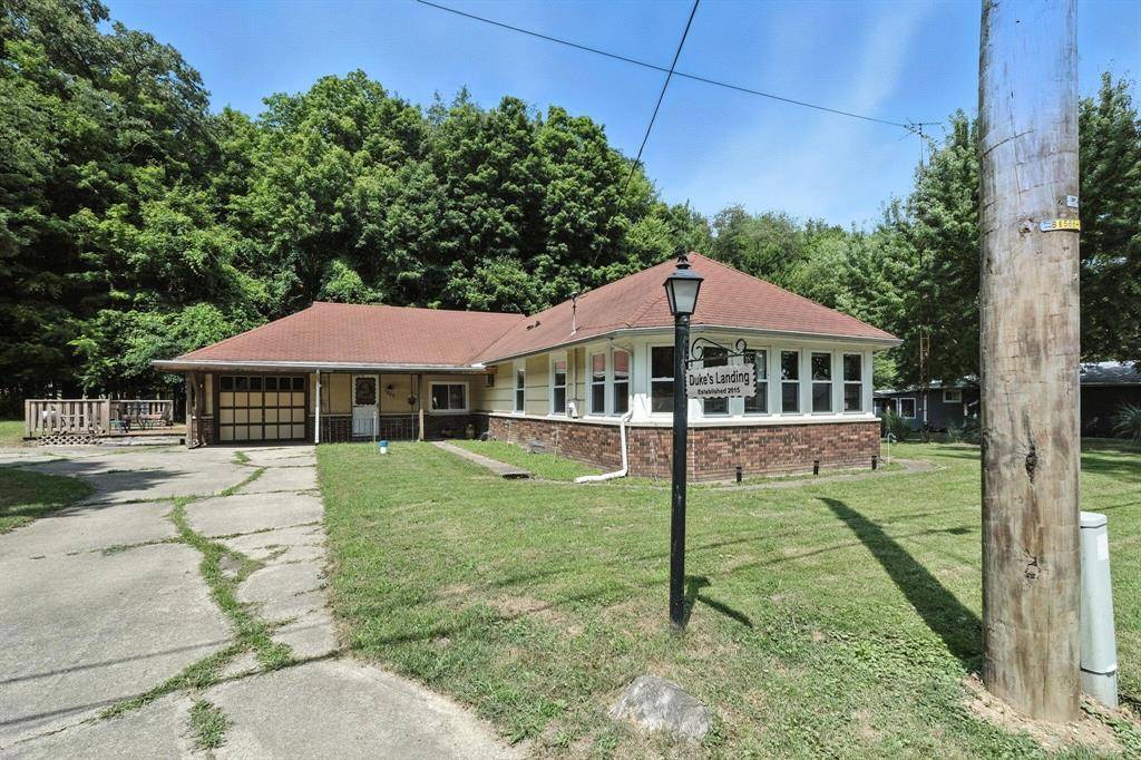 1293 Pearl Street, Buchanan Twp, MI 49107