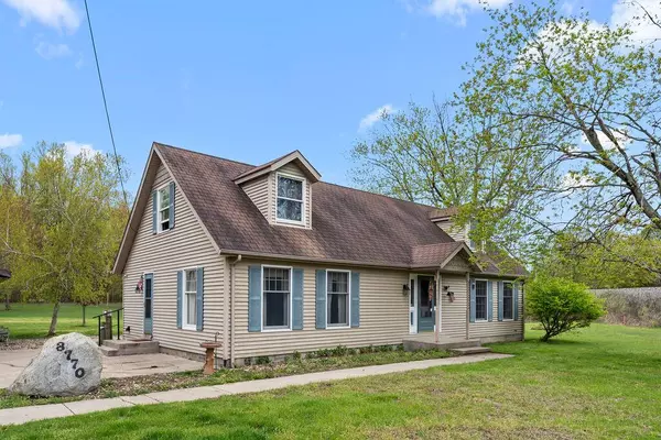 8770 W East Road, Chikaming Twp, MI 49128
