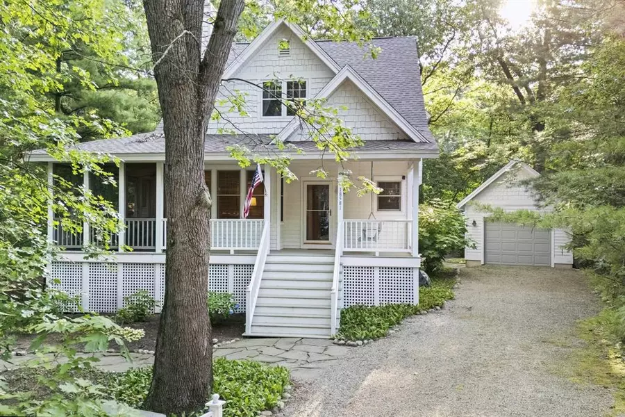 18581 Brook Hollow, New Buffalo Twp, MI 49117