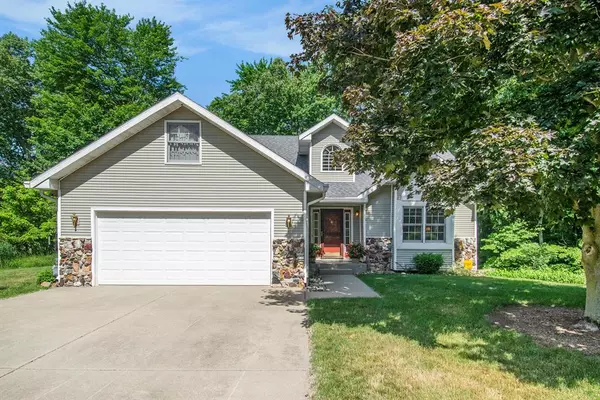 11276 Bridlewood Trail, Berrien Twp, MI 49103