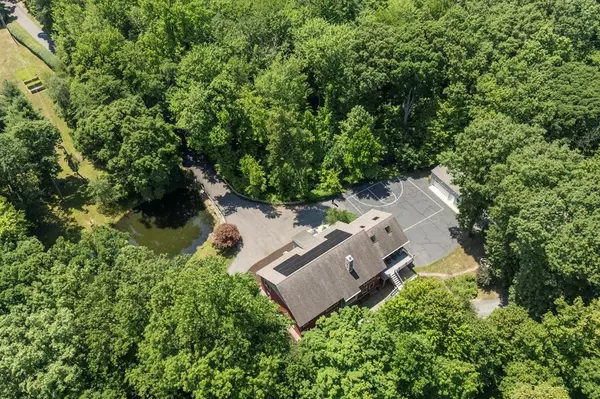 New Buffalo Twp, MI 49117,13077 Wilson Road