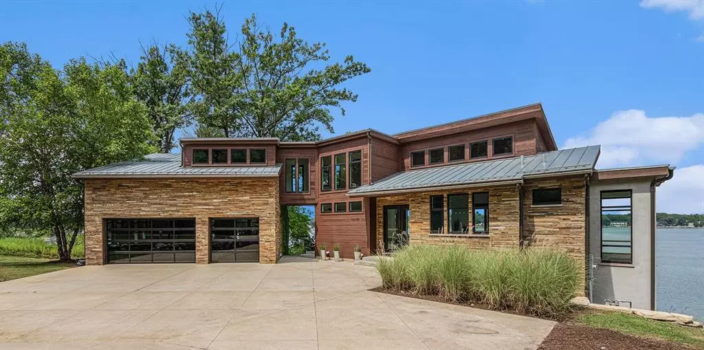 68448 Beechwood Drive, Keeler Twp, MI 49047