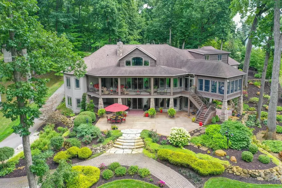 70242 Arbola Drive, Porter Twp, MI 49099
