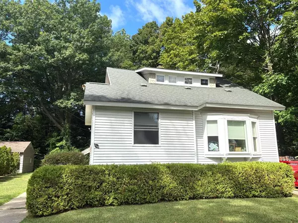 South Haven, MI 49090,264 Hubbard Street