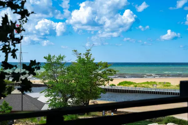 South Haven, MI 49090,83 Michigan Avenue