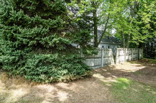 Bainbridge Twp, MI 49098,1980 Angling Road