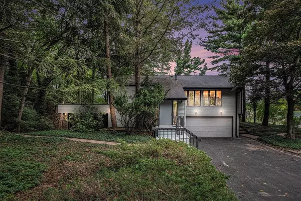 90 East Court, New Buffalo Twp, MI 49117