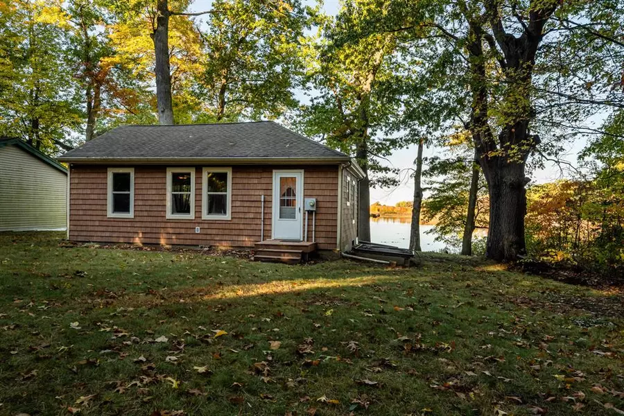 52769 CR 384, Columbia Twp, MI 49056