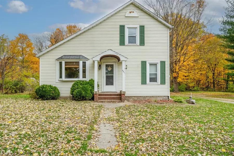 481 N 2nd Street, Benton Twp, MI 49022