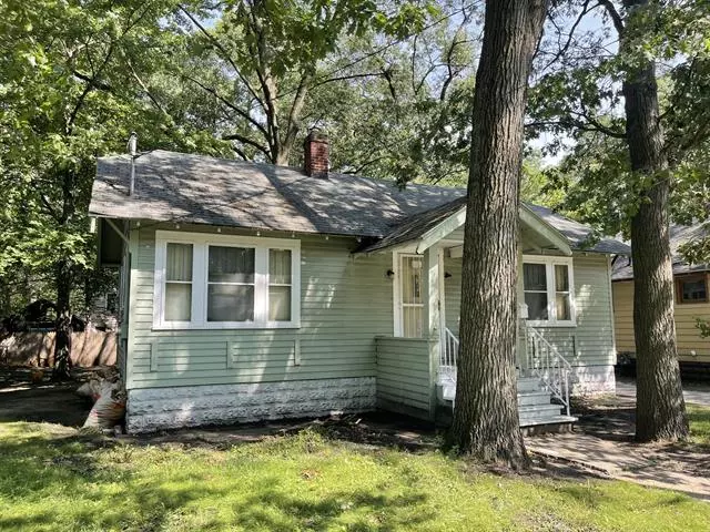 3012 9th Street, Muskegon Heights, MI 49444