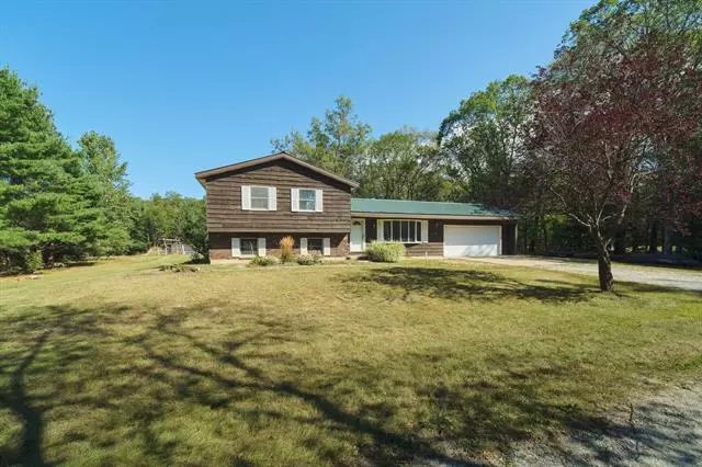 4746 W River Road, Fruitland Twp, MI 49445