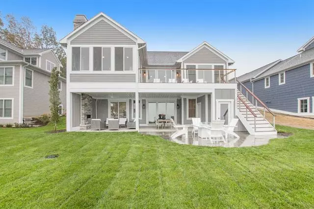 482 Lakeshore Drive, Casco Twp, MI 49090