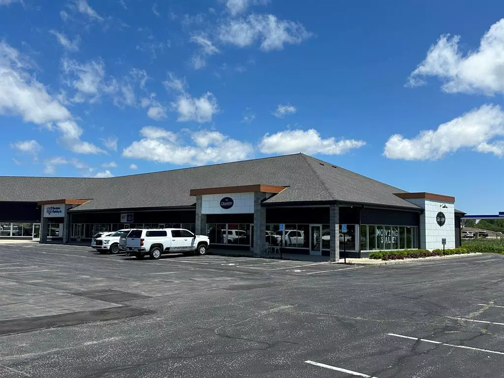 Holland Twp, MI 49424,840 Black River Drive Unit 1