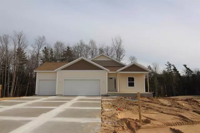 6046 Sturgeon Run, Fruitport Twp, MI 49444