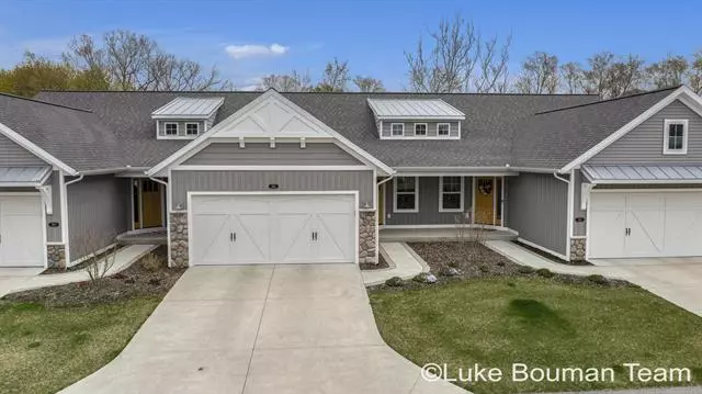 562 Riverbank Circle, Zeeland, MI 49464