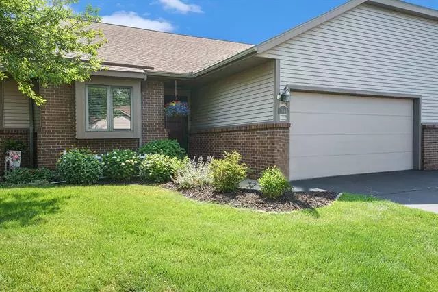 1644 Lakeview Drive, Zeeland Twp, MI 49464