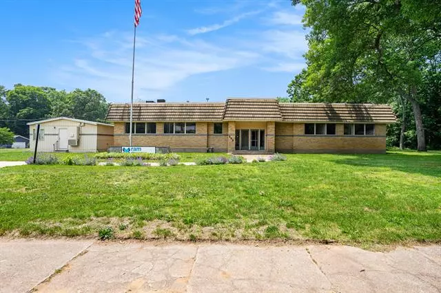 259 N 3rd Avenue, Fruitport Vlg, MI 49415