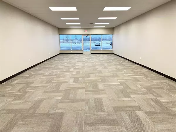 Holland Twp, MI 49424,840 Black River Drive Unit 2