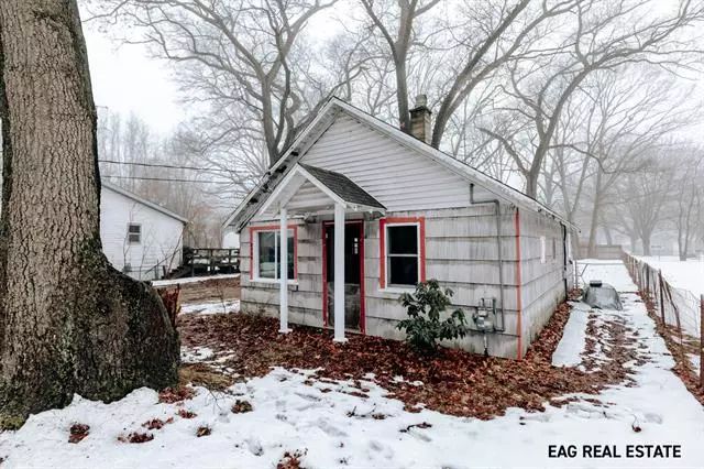 2735 Griffin Street, Fruitport Twp, MI 49444