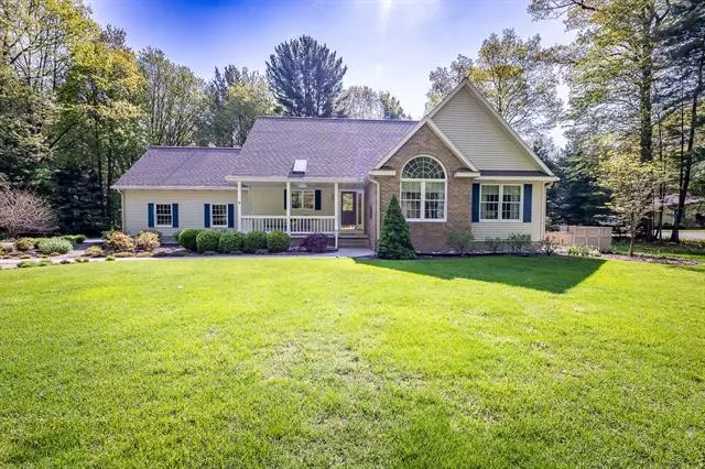 3996 N Scenic Drive, Fruitland Twp, MI 49461