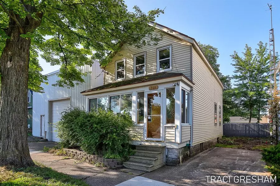 208 Fulton Street, Grand Haven, MI 49417