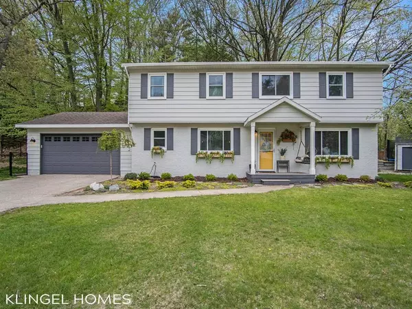 1848 Forest Park Road, Norton Shores, MI 49441