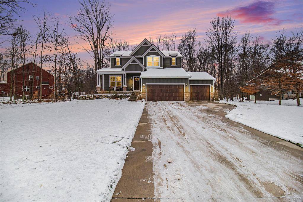 337 Silverton Drive, Norton Shores, MI 49444
