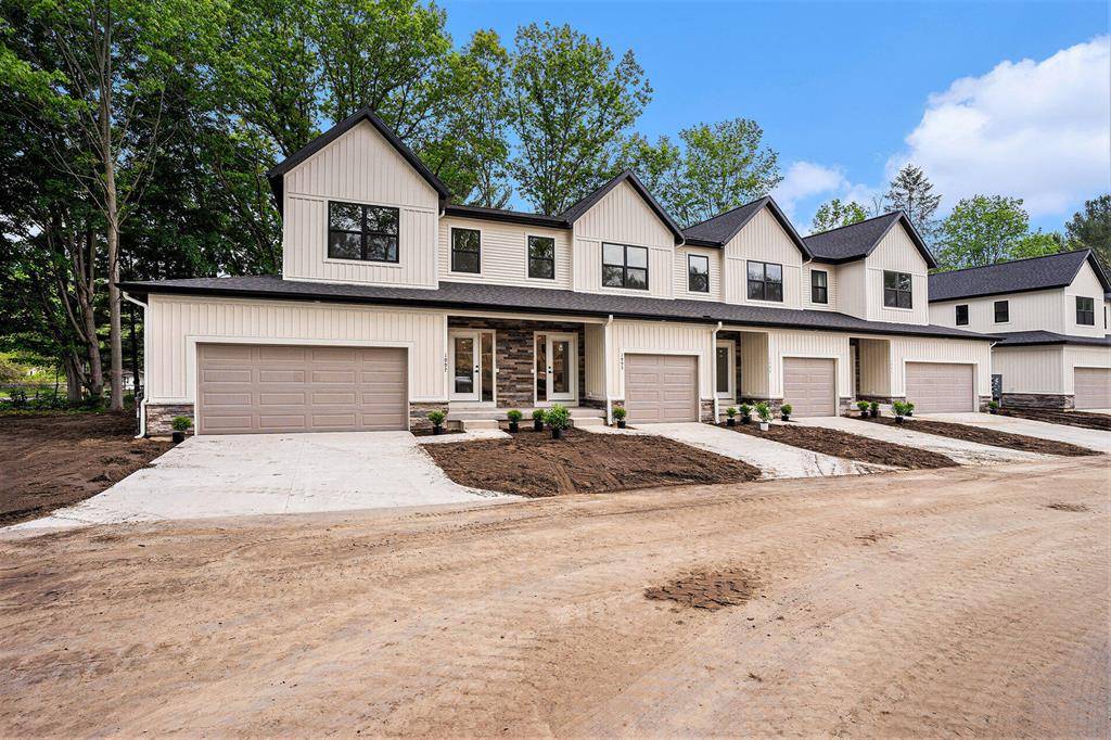 1981 N Shorewood Lane 6, Park Twp, MI 49423
