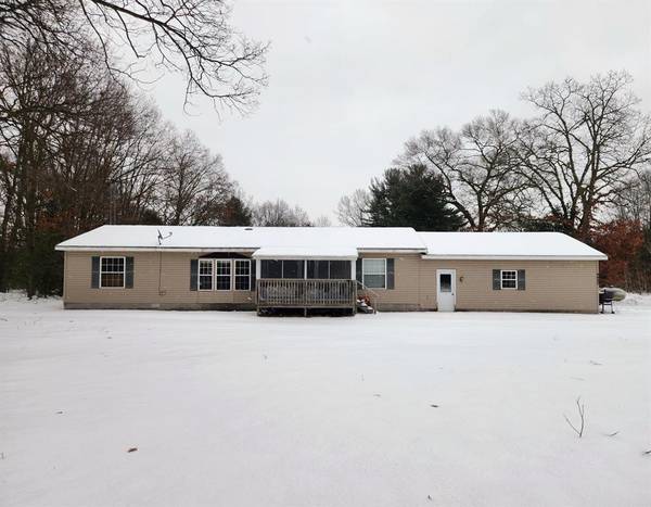 4889 E Apple Avenue, Muskegon, MI 49442