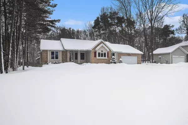 Holland, MI 49424,14438 Woodpine Drive