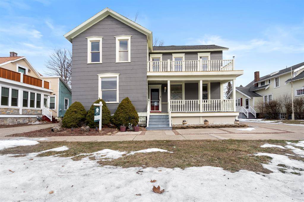 Grand Haven, MI 49417,207 Elliott Avenue