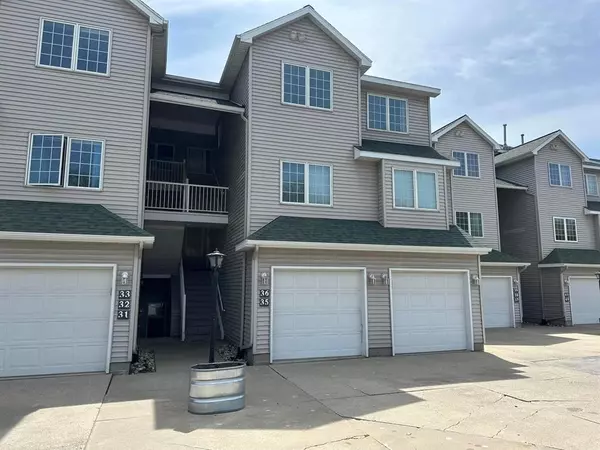 North Muskegon, MI 49445,2411 Lake Avenue 36